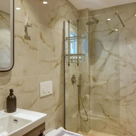 City Base Apartment Thessalonique Extérieur photo