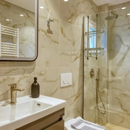 City Base Apartment Thessalonique Extérieur photo